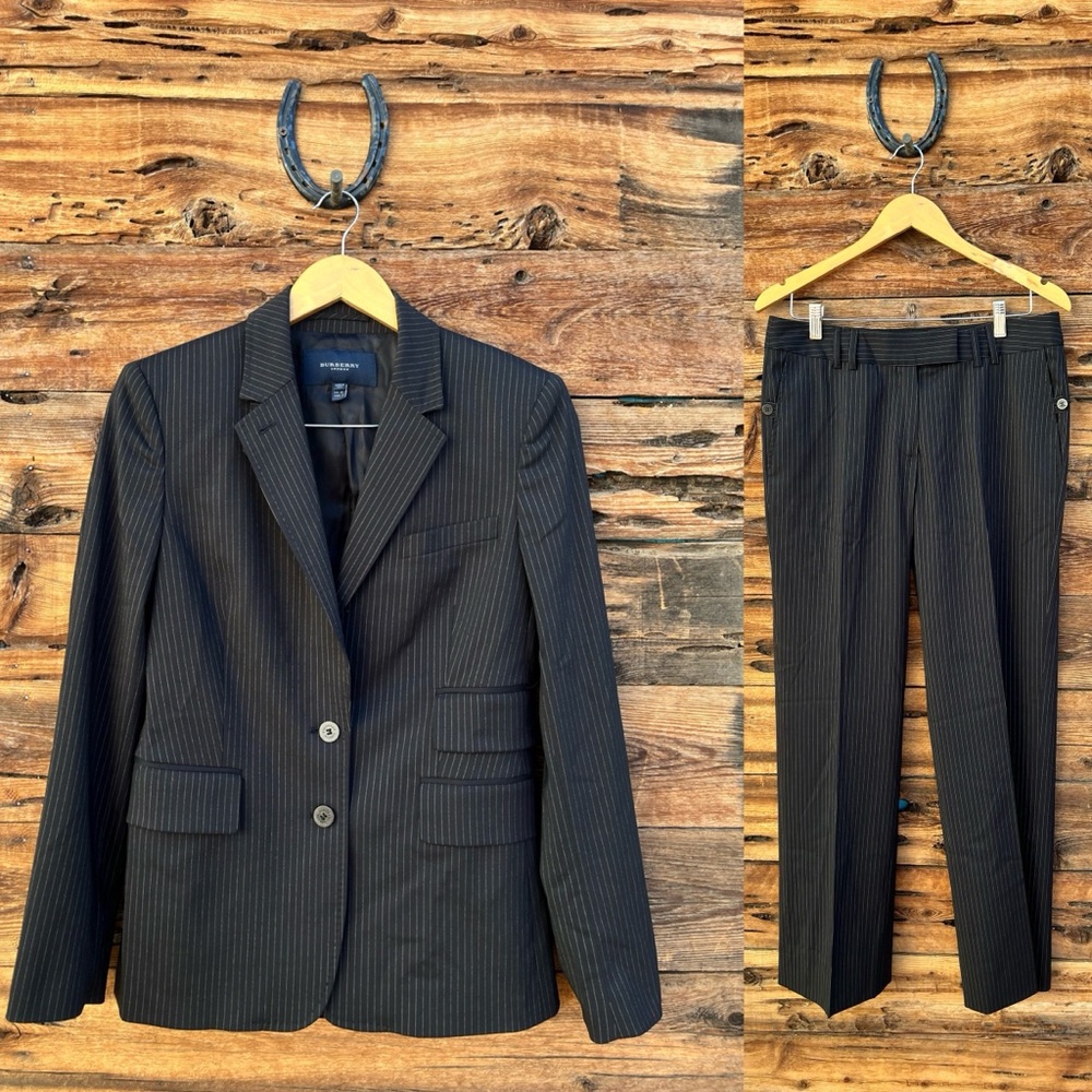 BURBERRY | London Women’s Wool Black Pinstripe Blazer & Pants Suit Set Size 8/10